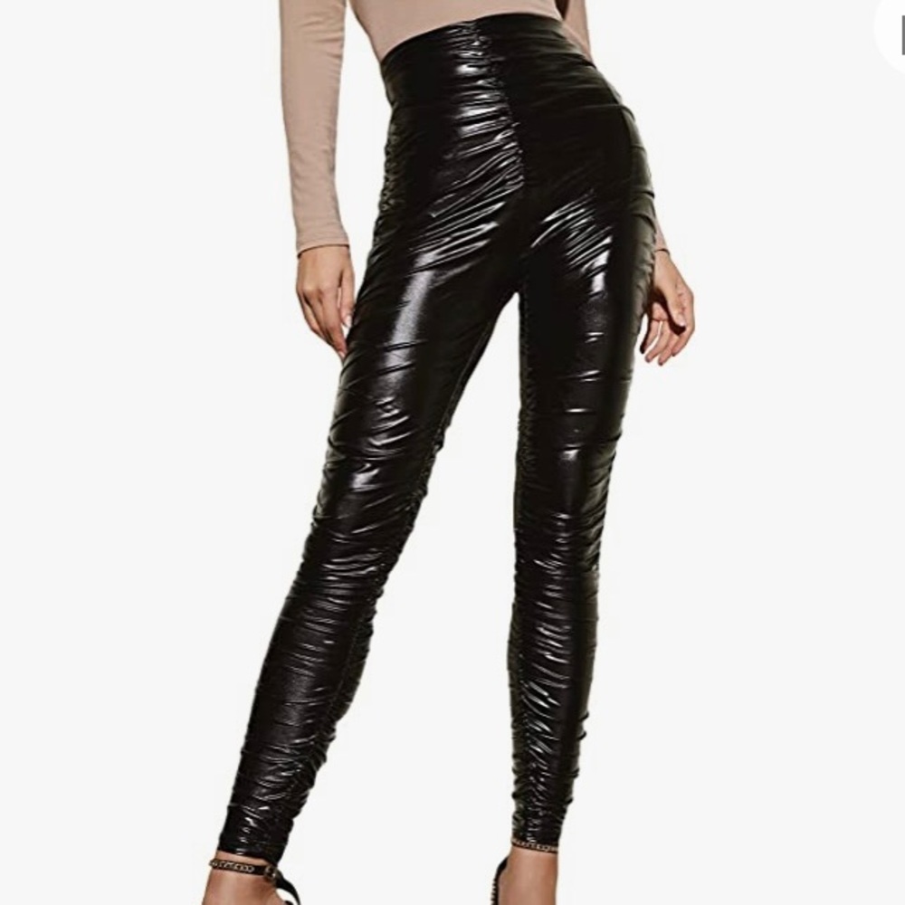 NWOT Faux Leather Ruched Black Leggings Size Small